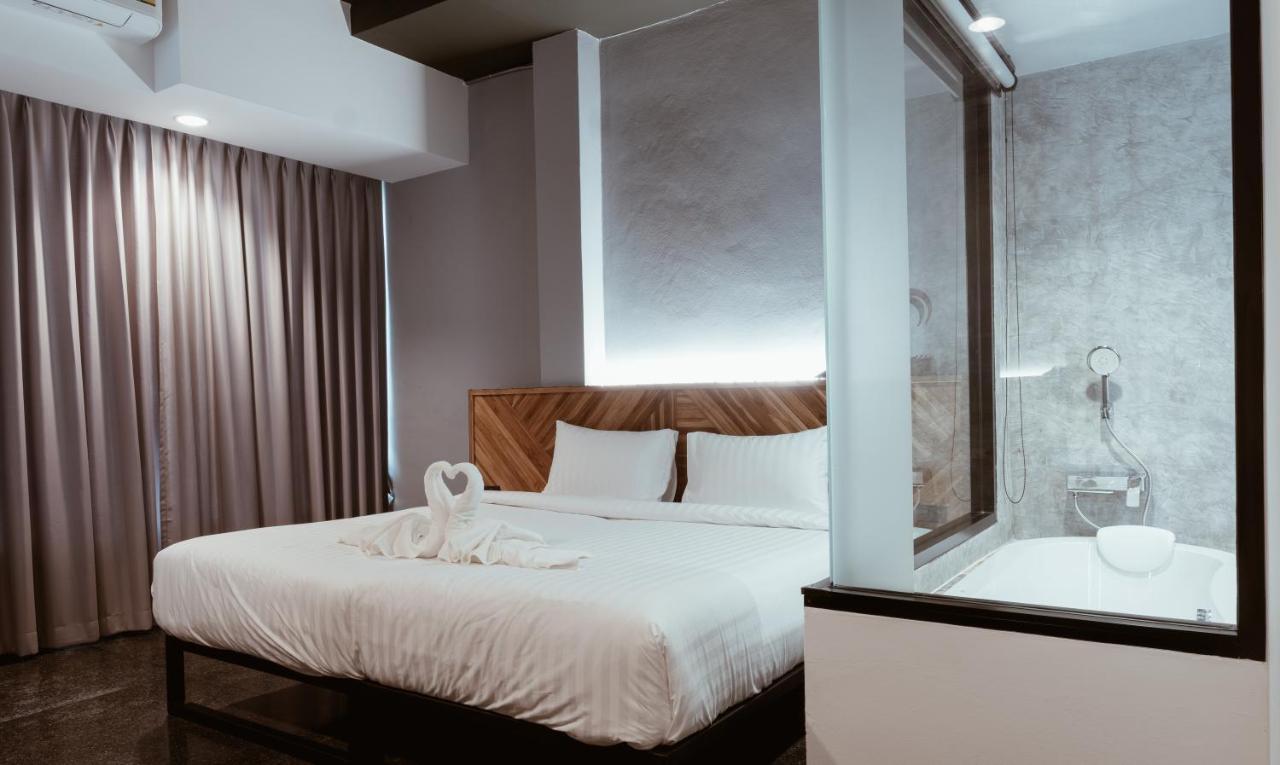 Ou Hotel Пхітсанулок Екстер'єр фото